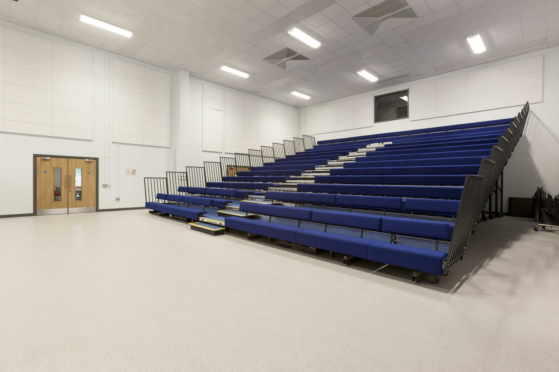 Altro VM20 XpressLay autoposante